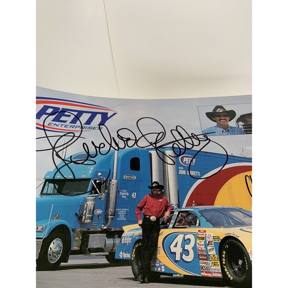 SIGNED Richard Petty Photo Petty Enterprises Racing NASCAR 43 Freightliner 2001 - Picture 4 of 4
